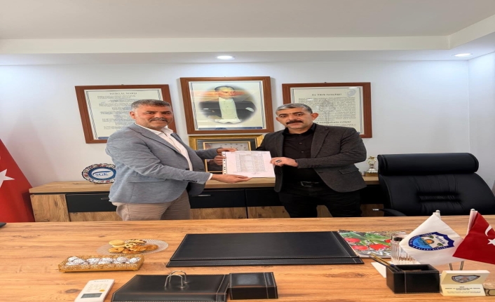 ESNAF VE SANATKARLAR ODASINDA DEVİR TESLİM