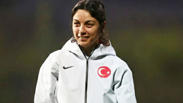 U17 Kız Millî Takımı Teknik Direktörü Demirbağ: "Öncelikli Hedefimiz A Ligi'nde Kalmak"
